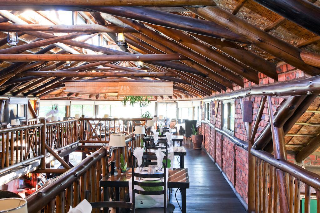 Roof Of Africa Hotel Windhoek Exterior foto