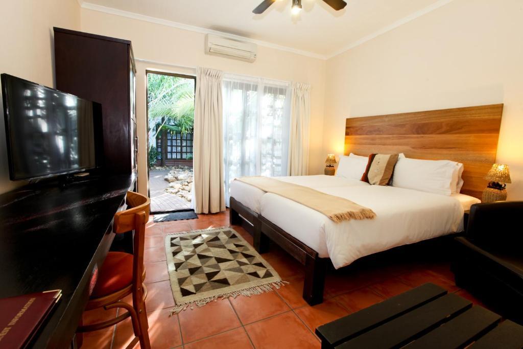Roof Of Africa Hotel Windhoek Habitación foto